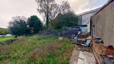 4 Perrott Street, Treharris, CF46 5ET