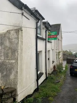 35 High Street, Bedlinog, Treharris, Mid Glamorgan, CF46 6RP