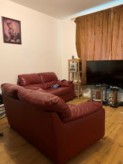 Flat 4, 266 Holton Road, Barry, South Glamorgan, CF63 4HU