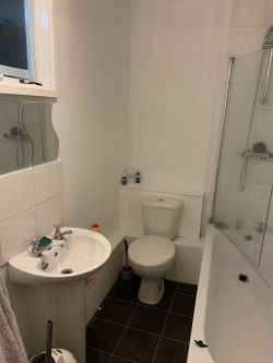 Flat 4, 266 Holton Road, Barry, South Glamorgan, CF63 4HU