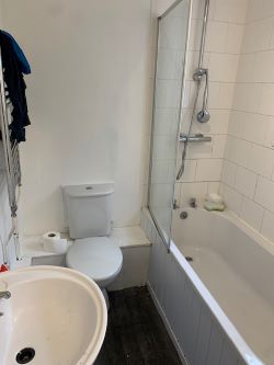 Flat 3, 266 Holton Road, Barry, South Glamorgan, CF63 4HU