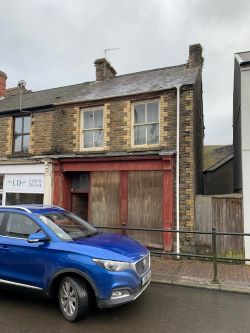 17 Wern Road, Ystalyfera, Swansea, West Glamorgan, SA9 2LX