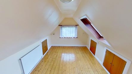 8 Heol Hen, Five Roads, Llanelli, SA15 5HJ