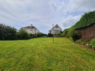 8 Heol Hen, Five Roads, Llanelli, SA15 5HJ