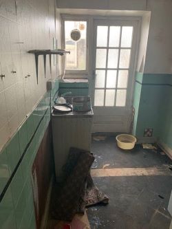208 Oxford Street, Swansea, SA1 3HT