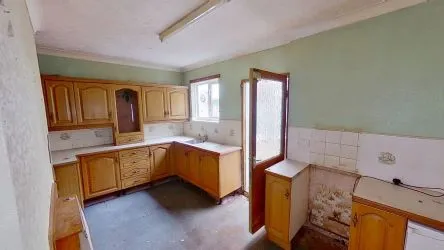 5 Graig Terrace, Ferndale, CF43 4EU