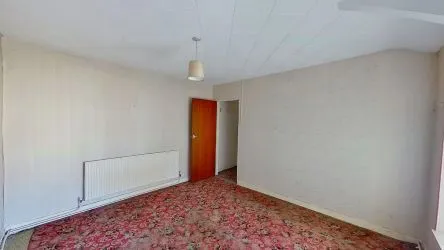 8 Queens Road, Skewen, Neath, West Glamorgan, SA10 6UH