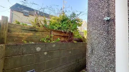 8 Queens Road, Skewen, Neath, West Glamorgan, SA10 6UH