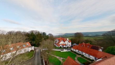 18 Lilac Cottage, Penrallt Hotel, Aberporth, Cardigan, Dyfed, SA43 2BS