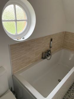 18 Lilac Cottage, Penrallt Hotel, Aberporth, Cardigan, Dyfed, SA43 2BS