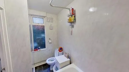 38 East Road, Tylorstown, Ferndale, Mid Glamorgan, CF43 3DD
