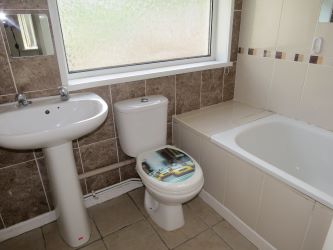 31 Cardiff Road, Troedyrhiw, Merthyr Tydfil, Mid Glamorgan, CF48 4LB