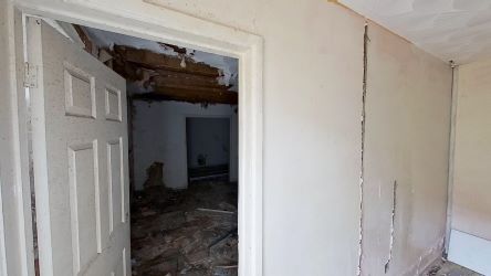 3-4 Mile End Court Pontmorlais, High Street, Merthyr Tydfil, CF47 8UB