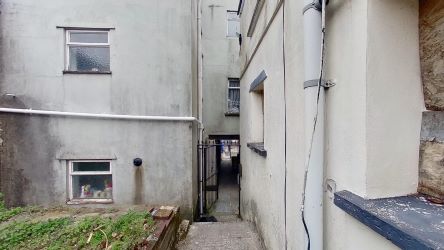 3-4 Mile End Court Pontmorlais, High Street, Merthyr Tydfil, CF47 8UB