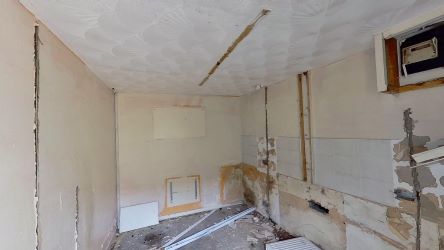 3-4 Mile End Court Pontmorlais, High Street, Merthyr Tydfil, CF47 8UB