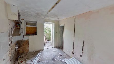 3-4 Mile End Court Pontmorlais, High Street, Merthyr Tydfil, CF47 8UB