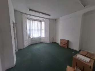 16 Gelliwastad Road, Pontypridd, Mid Glamorgan, CF37 2BW