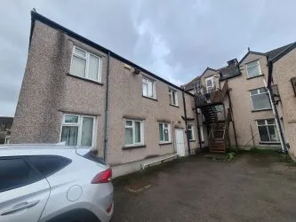 16 Gelliwastad Road, Pontypridd, Mid Glamorgan, CF37 2BW