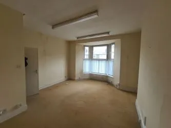 16 Gelliwastad Road, Pontypridd, Mid Glamorgan, CF37 2BW