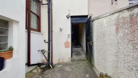 5 Dark Street, Haverfordwest, SA61 2DS