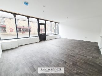 17 Wind Street, Ammanford, SA18 3DN