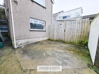 17 Wind Street, Ammanford, SA18 3DN