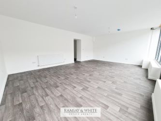 17 Wind Street, Ammanford, SA18 3DN