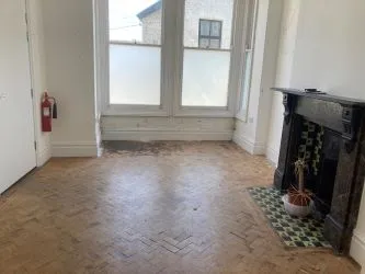 Llys Morfa, 3-4 George Street, Llandeilo, SA19 6AS
