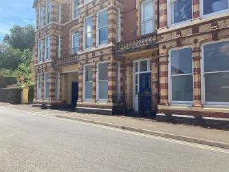 Llys Morfa, 3-4 George Street, Llandeilo, SA19 6AS