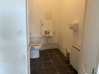 Llys Morfa, 3-4 George Street, Llandeilo, SA19 6AS