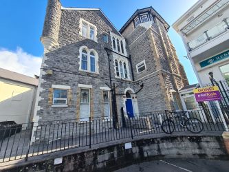 Flat 1 Washington House, Stanwell Road, Penarth, South Glamorgan, CF64 2AE
