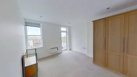 Apartment 7, 28A High Street, Cardiff, CF10 1PU