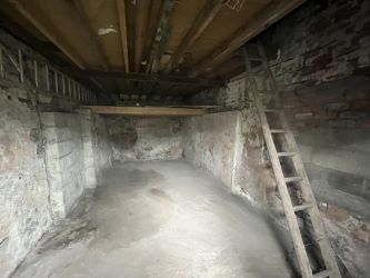 Garage behind Curre Street, Aberdare, CF44 6UF