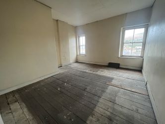28 Commercial Street, Maesteg, CF34 9DH