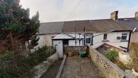 15 Bontnewydd Terrace, Trelewis, Treharris, Mid Glamorgan, CF46 6AF