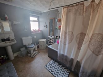 52 Regent Street West, Neath, SA11 2RF