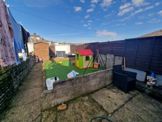 52 Regent Street West, Neath, SA11 2RF