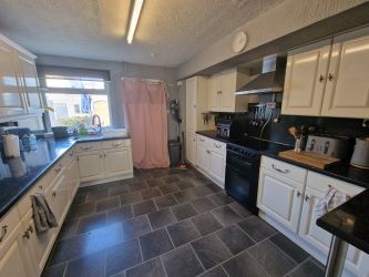 52 Regent Street West, Neath, SA11 2RF