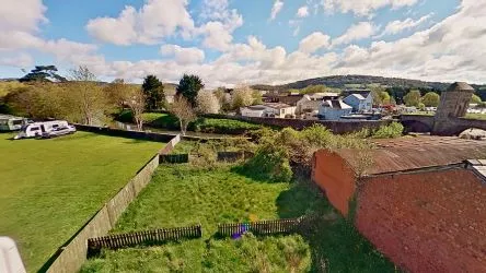 The Three Horseshoes Inn, 21 Drybridge Street, Monmouth, NP25 5AD