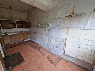 6 Oakwood Street, Treforest, Pontypridd, CF37 1TX