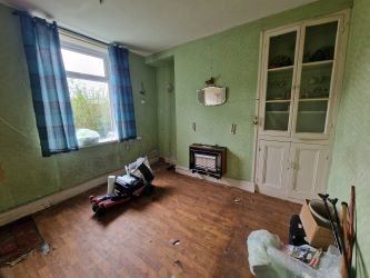 6 Oakwood Street, Treforest, Pontypridd, CF37 1TX
