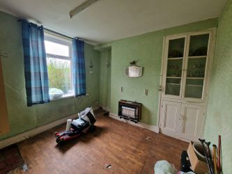 6 Oakwood Street, Treforest, Pontypridd, CF37 1TX