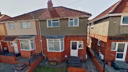 118 Garden Suburbs, Trimsaran, Kidwelly, Dyfed, SA17 4AE