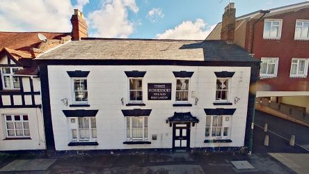 The Three Horseshoes Inn, 21 Drybridge Street, Monmouth, NP25 5AD