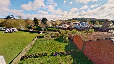The Three Horseshoes Inn, 21 Drybridge Street, Monmouth, NP25 5AD