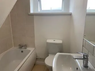 Flat 2, 49 Ferry Road, Cardiff, CF11 7DW