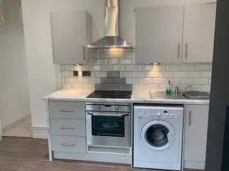 Flat 2, 49 Ferry Road, Cardiff, CF11 7DW
