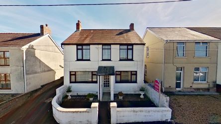 13 Black Lion Road, Gorslas, Llanelli, SA14 6RS