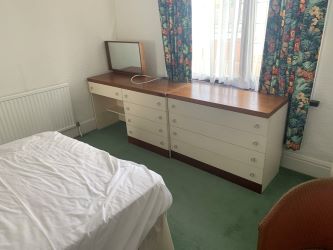 13 Black Lion Road, Gorslas, Llanelli, SA14 6RS