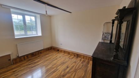 3 Royal Oak Terrace, Johnstown, Carmarthen, SA31 3NA